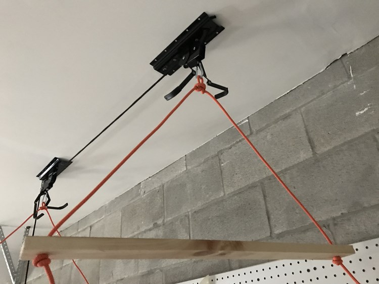 How to Make a DIY Garage Ceiling Pulley Lift System for a Thule